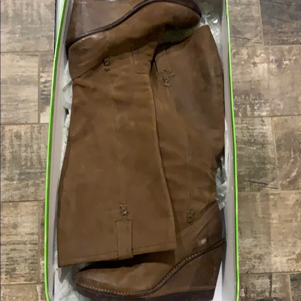 Paige wedge Frye 8.5